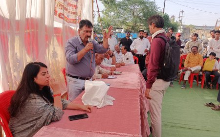निगम द्वारा लॉटरी सिस्टम से पटाखा भूखंड आवंटित किये एवं 71 दुकानों से 14 लाख 20 हजार रु का निगम को राजस्व मिला।  