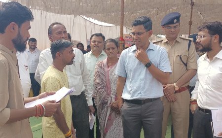 नवागत कलेक्टर ने किया नेपानगर क्षेत्र का दौरा