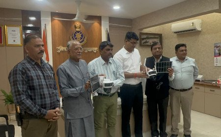जनसहयोग से बुरहानपुर पुलिस को मिले 02 वायरलेस सीसीटीवी कैमरे  संवेदनशील क्षेत्रों एवं प्रमुख चौराहों पर निगरानी व्यवस्था होगी मजबूत, अपराधों की रोकथाम और संदिग्ध गतिविधियों पर नजर रखने में मिलेगी सहायता।