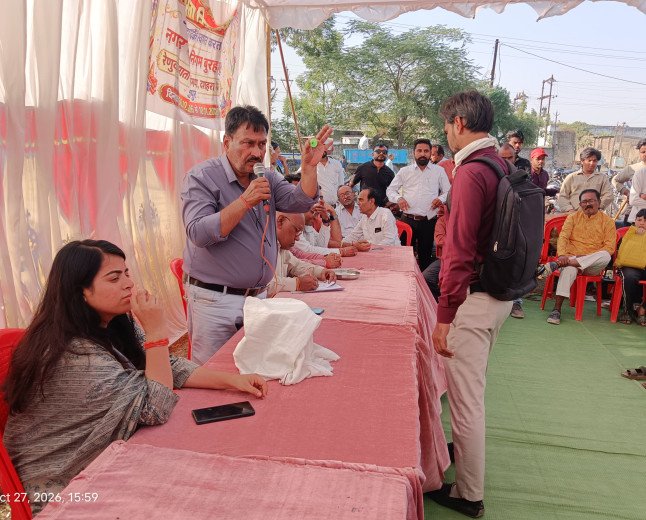 निगम द्वारा लॉटरी सिस्टम से पटाखा भूखंड आवंटित किये एवं 71 दुकानों से 14 लाख 20 हजार रु का निगम को राजस्व मिला।  