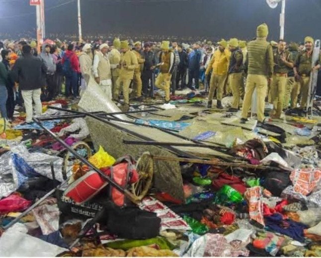 कोलकाता के ऐतिहासिक चोरबागान सार्वजनीन दुर्गा पूजा पंडाल में हुई इस हृदयविदारक घटना 